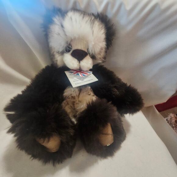 Mud Pie Kaycee Bears Hand Made England 11 in B39 - Picture 1 of 8